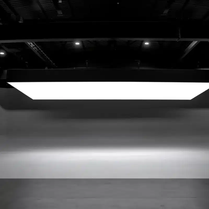 SPECTRA Suspended Lightbox